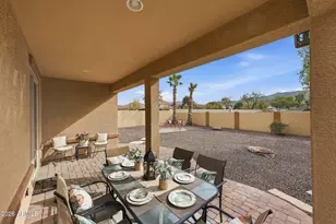2303 W Desert Ln, Phoenix, AZ 85041 - Photo 36