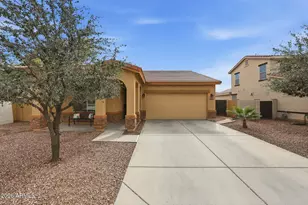 2303 W Desert Ln, Phoenix, AZ 85041 - Photo 2