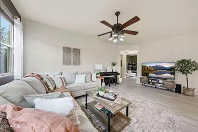 2303 W Desert Lane, Phoenix, AZ 85041 - Photo 14