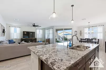 4198 W Dayflower Drive, San Tan Valley, AZ 85144 - Photo 8