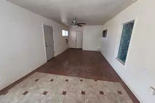 3237 W Pierce St, Phoenix, AZ 85009 - Photo 10