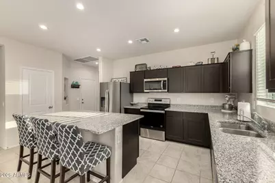 5264 E Diatomite Drive, San Tan Valley, AZ 85143 - Photo 8