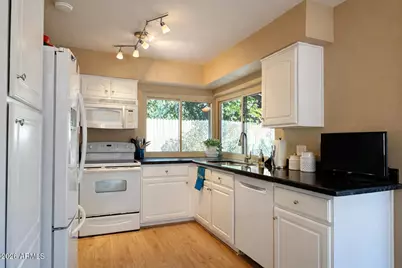 1508 E Weathervane Lane, Tempe, AZ 85283 - Photo 6