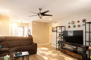 1508 E Weathervane Ln, Tempe, AZ 85283 - Photo 4