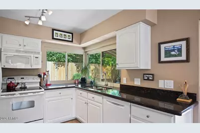 1508 E Weathervane Lane, Tempe, AZ 85283 - Photo 10