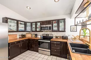 2142 W Knowles Cir, Mesa, AZ 85202 - Photo 12