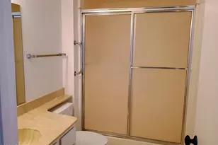 10706 W Hutton Dr, Sun City, AZ 85351 - Photo 12