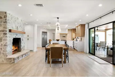 4545 N Royal View Drive E, Phoenix, AZ 85018 - Photo 16