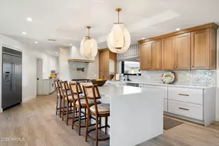 4545 N Royal View Dr E, Phoenix, AZ 85018 - Photo 18