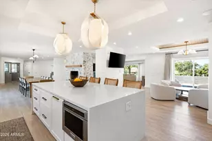 4545 N Royal View Dr E, Phoenix, AZ 85018 - Photo 22