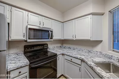 3848 N 3rd Avenue #1052, Phoenix, AZ 85013 - Photo 8