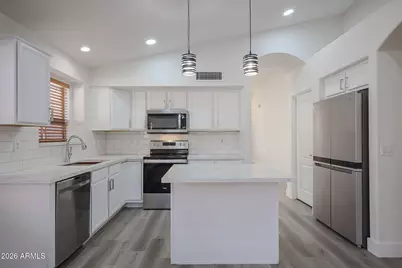 2420 W Blue Sky Drive, Phoenix, AZ 85085 - Photo 6