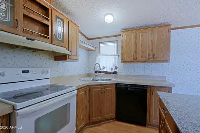 1955 E Grovers Avenue #10, Phoenix, AZ 85022 - Photo 4