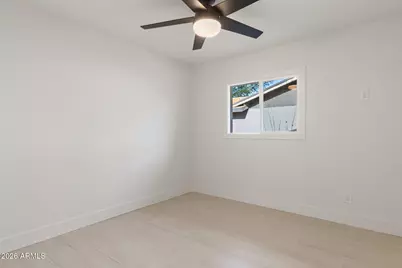 8719 E Columbus Avenue, Scottsdale, AZ 85251 - Photo 18