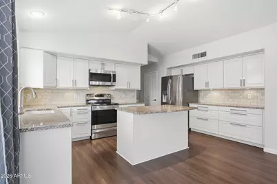 8730 W Betty Elyse Lane, Peoria, AZ 85382 - Photo 14