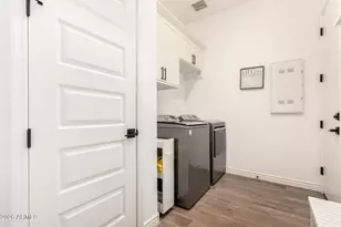 19112 E Aubrey Glen Rd, Queen Creek, AZ 85142 - Photo 30