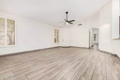 1136 E San Tan Drive, Gilbert, AZ 85296 - Photo 8