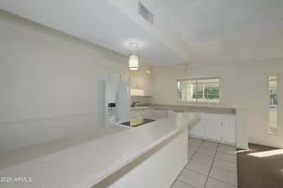 9631 W Spanish Moss Lane W, Sun City, AZ 85373 - Photo 18