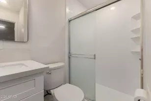 2013 W San Juan Ave NW, Phoenix, AZ 85015 - Photo 20