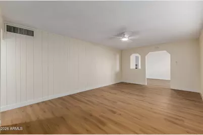 2013 W San Juan Avenue NW, Phoenix, AZ 85015 - Photo 4