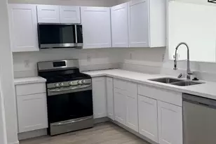 1301 W Sunland Ave, Phoenix, AZ 85041 - Photo 8