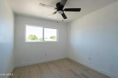 1301 W Sunland Avenue, Phoenix, AZ 85041 - Photo 32