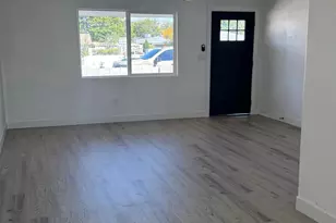 1301 W Sunland Ave, Phoenix, AZ 85041 - Photo 4