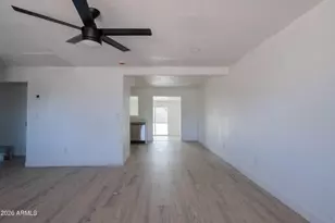 1301 W Sunland Ave, Phoenix, AZ 85041 - Photo 10