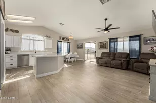 25424 S 199th Pl, Queen Creek, AZ 85142 - Photo 6