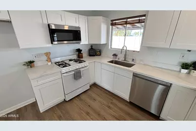 1000 W Elna Rae Street, Tempe, AZ 85281 - Photo 8