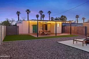 1346 E Palm Ln, Phoenix, AZ 85006 - Photo 2