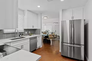 1346 E Palm Ln, Phoenix, AZ 85006 - Photo 12