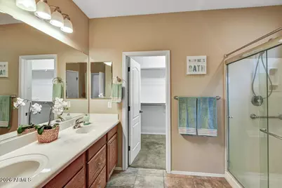 12612 W Fetlock Trail, Peoria, AZ 85383 - Photo 10