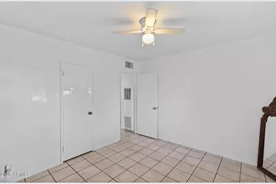 4414 W Weldon Avenue, Phoenix, AZ 85031 - Photo 12