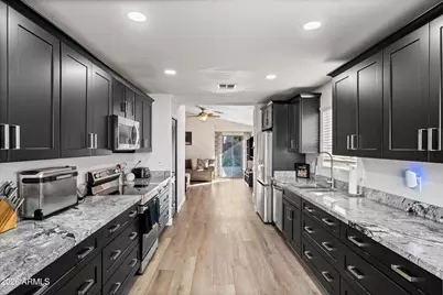 42383 W Hillman Drive, Maricopa, AZ 85138 - Photo 10