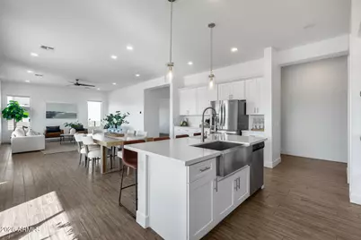 825 E Perdido Way, Phoenix, AZ 85086 - Photo 16