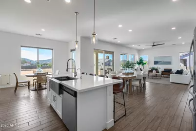 825 E Perdido Way, Phoenix, AZ 85086 - Photo 16