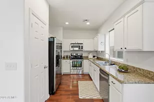 22023 N 30th Ln, Phoenix, AZ 85027 - Photo 8