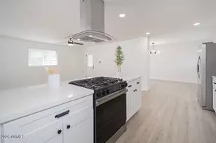 4653 E Almeria Rd, Phoenix, AZ 85008 - Photo 6