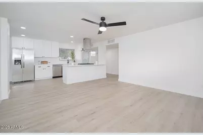 4653 E Almeria Road, Phoenix, AZ 85008 - Photo 4