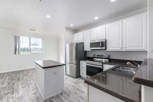 4455 E Paradise Vlg Pkwy S, Phoenix, AZ 85032 - Photo 10