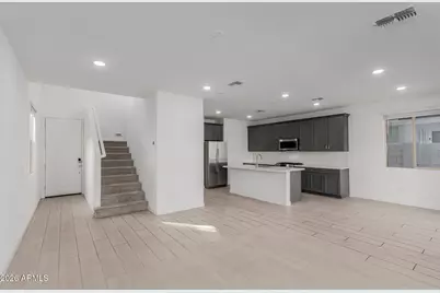 9314 E Sequence Avenue, Mesa, AZ 85212 - Photo 4