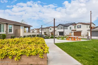 9314 E Sequence Avenue, Mesa, AZ 85212 - Photo 2