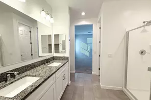 13312 W Crimson Ter, Peoria, AZ 85383 - Photo 10