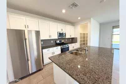 13312 W Crimson Terrace, Peoria, AZ 85383 - Photo 2