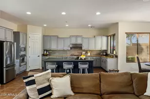 23004 N 38th Pl, Phoenix, AZ 85050 - Photo 14