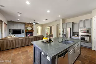 23004 N 38th Pl, Phoenix, AZ 85050 - Photo 18