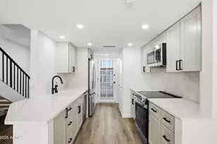 6150 N Scottsdale Rd, Paradise Valley, AZ 85253 - Photo 2