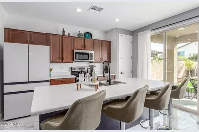 13343 W Briles Road, Peoria, AZ 85383 - Photo 6