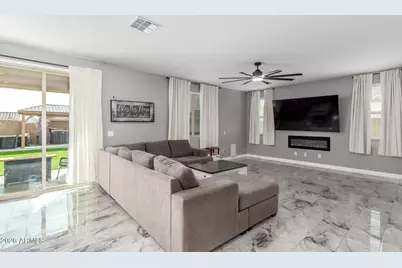 13343 W Briles Road, Peoria, AZ 85383 - Photo 4